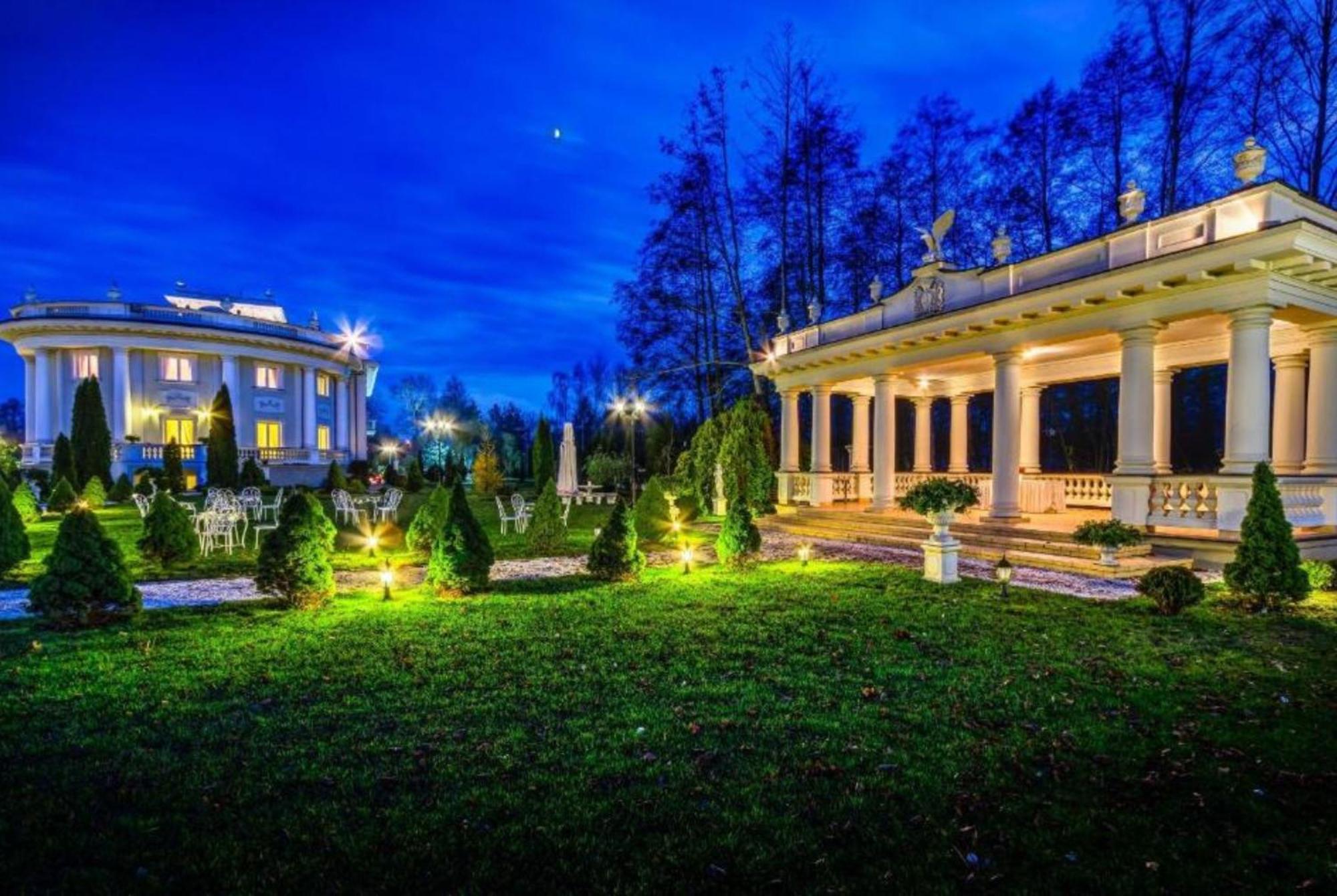 Palacyk Otrebusy Business & Spa Dış mekan fotoğraf